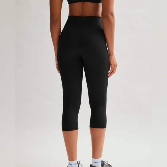 Girlfriend Collective Black Compressive High-Rise Leggings Cropped size Large - Picture 4 of 10